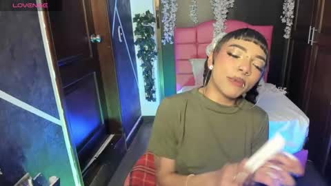 Snapshot of sexynaf chatting on 10-21-25, 07:47 N A F online show from 10-21-25, 07:47