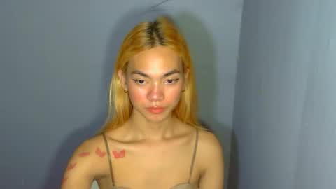 Snapshot of sexynaughty_gersan chatting on 12-15-25, 05:28 GERSAN online show from 12-15-25, 05:28