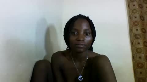 Snapshot of sexyneedle22 chatting on 02-17-25, 02:04 VIVIAN online show from 02-17-25, 02:04
