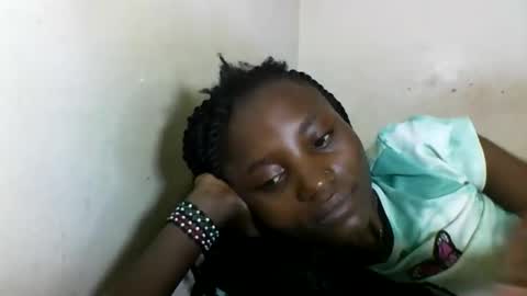 Snapshot of sexyneedle22 chatting on 02-19-25, 05:16 VIVIAN online show from 02-19-25, 05:16