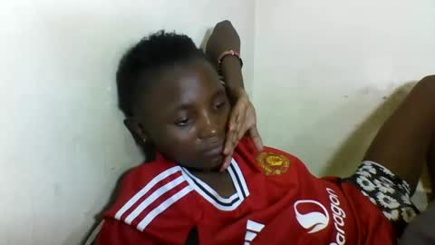 Snapshot of sexyneedle22 chatting on 02-20-25, 08:47 VIVIAN online show from 02-20-25, 08:47