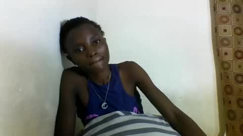 Snapshot of sexyneedle22 chatting on 02-22-25, 05:02 VIVIAN online show from 02-22-25, 05:02