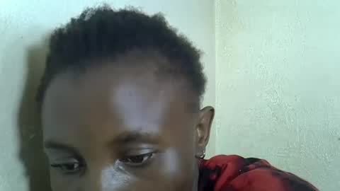 Snapshot of sexyneedle22 chatting on 02-27-25, 01:49 VIVIAN online show from 02-27-25, 01:49