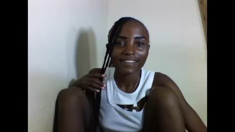 Snapshot of sexyneedle22 chatting on 03-04-25, 05:13 VIVIAN online show from 03-04-25, 05:13