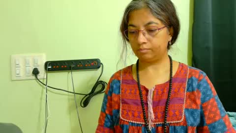 Snapshot of sexyniharika chatting on 09-27-25, 05:01 Niharika online show from 09-27-25, 05:01