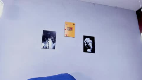 sexynova 93 online show from 04-21-26, 01:42