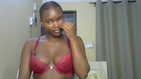 Lee online show from 03-11-25, 12:17