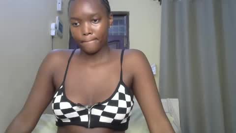 Lee online show from 03-12-25, 04:51