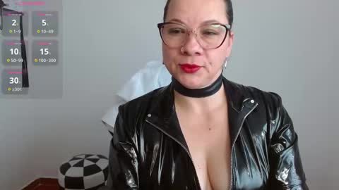 Snapshot of sexypsychologist chatting on 02-12-25, 08:18 Sexy Psychologist online show from 02-12-25, 08:18