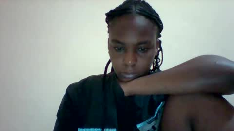 DOVY ACHIENG online show from 01-20-25, 02:43