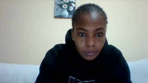 DOVY ACHIENG online show from 02-17-25, 03:47