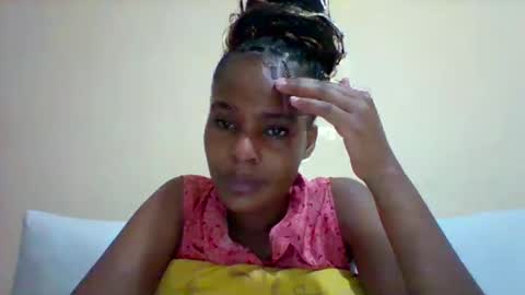 DOVY ACHIENG online show from 02-20-25, 06:02