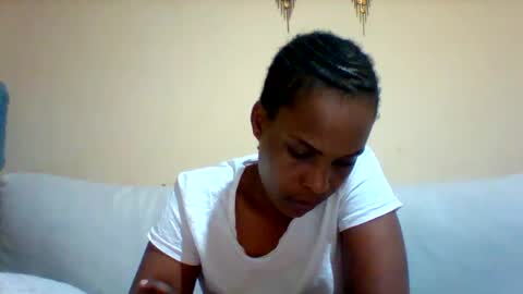 DOVY ACHIENG online show from 09-10-25, 09:59