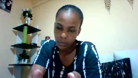 DOVY ACHIENG online show from 09-14-25, 10:25