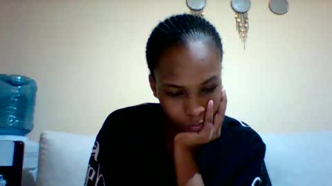 DOVY ACHIENG online show from 09-27-25, 04:34