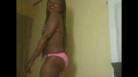 queenivy online show from 09-20-25, 04:52