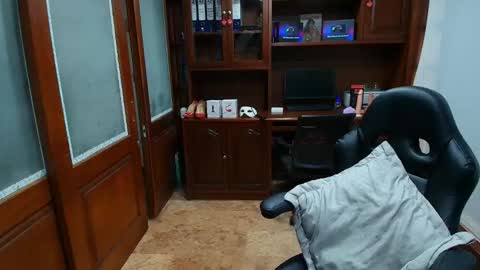 Snapshot of sexyrachel_ chatting on 11-30-25, 11:58 R A C H E L online show from 11-30-25, 11:58