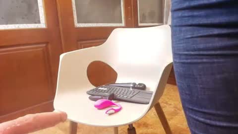 R A C H E L online show from 07-23-26, 01:58