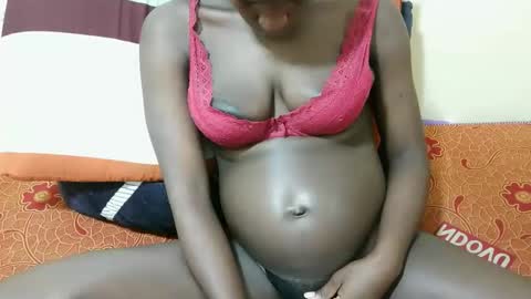 Snapshot of sexyranny chatting on 09-30-25, 12:15 ranny online show from 09-30-25, 12:15