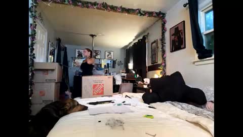 sexyred77713 online show from 09-11-25, 12:11