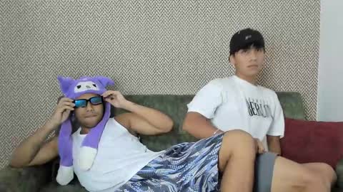 Snapshot of sexys_boys18 chatting on 02-11-25, 06:55 MATIAS-18   THIAHO -18  MAX-19  NICOKALY-19  CAIN-19   MOD ESTEBAN online show from 02-11-25, 06:55