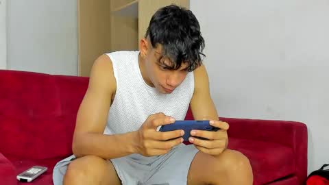 Snapshot of sexys_boys18 chatting on 05-28-26, 07:22 MATIAS-18 THIAHO -18 MAX-19 NICOKALY-19 CAIN-19 MOD ESTEBAN online show from 05-28-26, 07:22