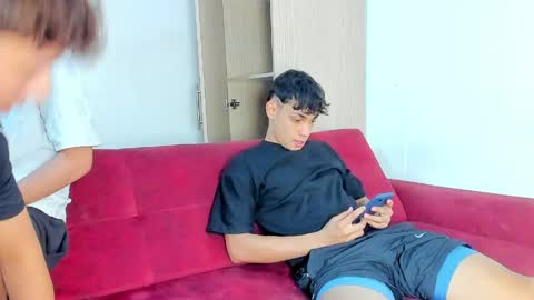 Snapshot of sexys_boys18 chatting on 06-02-26, 07:27 MATIAS-18 THIAHO -18 MAX-19 NICOKALY-19 CAIN-19 MOD ESTEBAN online show from 06-02-26, 07:27