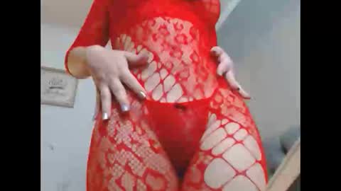 Snapshot of sexysafiravenus chatting on 05-04-26, 04:25 Venus Independent Model online show from 05-04-26, 04:25