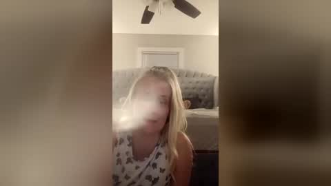 Snapshot of sexysavy79 chatting on 06-16-26, 07:44 sexysavy79 online show from 06-16-26, 07:44
