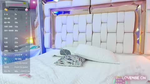 Snapshot of sexysister_ chatting on 01-28-25, 12:11 Kendall online show from 01-28-25, 12:11