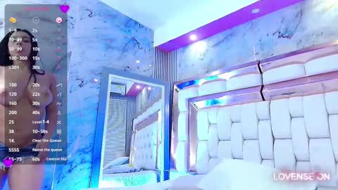 Snapshot of sexysister_ chatting on 03-05-25, 03:07 Kendall online show from 03-05-25, 03:07