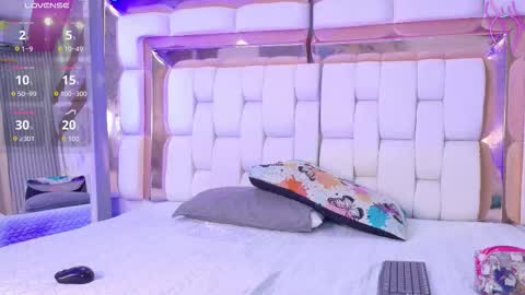 Kendall online show from 03-03-26, 12:11