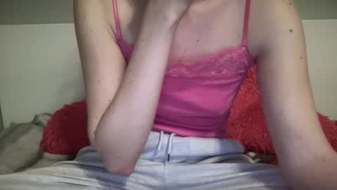 Snapshot of sexyskylar2016 chatting on 04-18-26, 01:53 Sexy Skylar online show from 04-18-26, 01:53