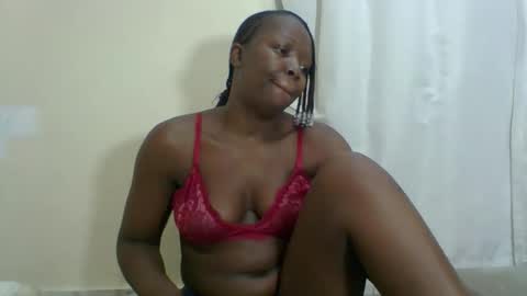 PAULINE online show from 09-10-25, 05:02