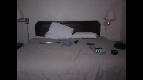 Snapshot of sexytsmstars chatting on 12-07-24, 07:38 Smooth bi guy online show from 12-07-24, 07:38