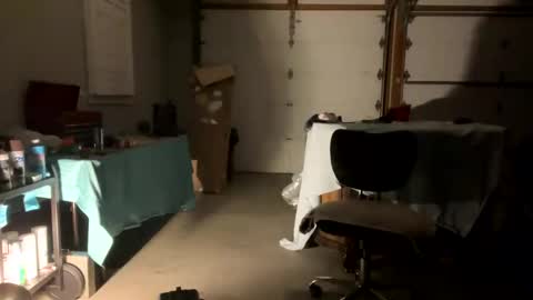 Snapshot of sexytsmstars chatting on 10-26-25, 07:36 Smooth bi guy online show from 10-26-25, 07:36