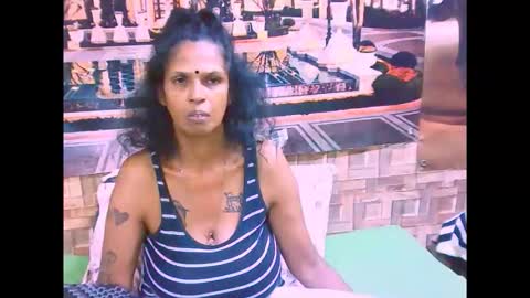 Snapshot of sexyva4u2luv chatting on 09-11-25, 05:29 sexyva4u2luv online show from 09-11-25, 05:29