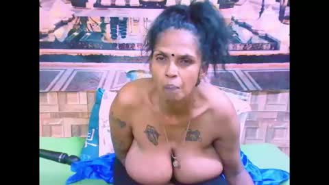 Snapshot of sexyva4u2luv chatting on 09-16-25, 09:49 sexyva4u2luv online show from 09-16-25, 09:49