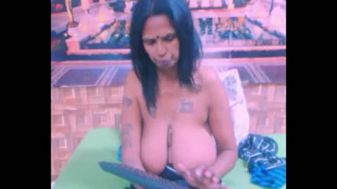 Snapshot of sexyva4u2luv chatting on 09-24-25, 07:06 sexyva4u2luv online show from 09-24-25, 07:06