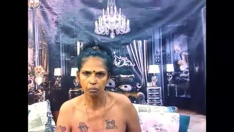 Snapshot of sexyva4u2luv chatting on 10-26-25, 06:47 sexyva4u2luv online show from 10-26-25, 06:47