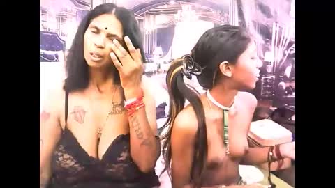 Snapshot of sexyva4u2luv chatting on 10-30-25, 07:32 sexyva4u2luv online show from 10-30-25, 07:32