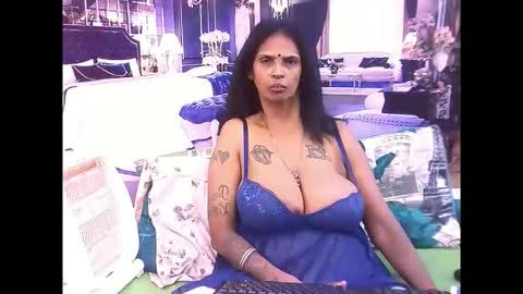 Snapshot of sexyva4u2luv chatting on 11-02-25, 08:44 sexyva4u2luv online show from 11-02-25, 08:44