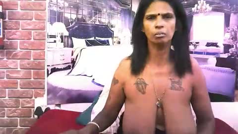 Snapshot of sexyva4u2luv chatting on 11-11-25, 09:04 sexyva4u2luv online show from 11-11-25, 09:04