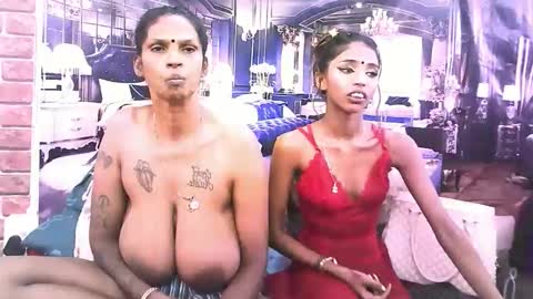 Snapshot of sexyva4u2luv chatting on 11-23-25, 06:57 sexyva4u2luv online show from 11-23-25, 06:57