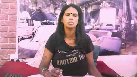 Snapshot of sexyva4u2luv chatting on 11-23-25, 07:02 sexyva4u2luv online show from 11-23-25, 07:02