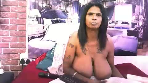 Snapshot of sexyva4u2luv chatting on 11-24-25, 07:13 sexyva4u2luv online show from 11-24-25, 07:13