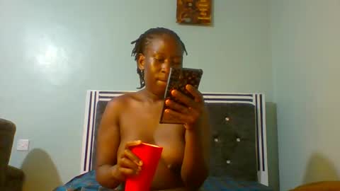 Snapshot of sexyvivy chatting on 02-08-25, 06:54 VIVIAN online show from 02-08-25, 06:54