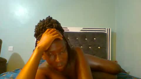 Snapshot of sexyvivy chatting on 03-02-25, 10:14 VIVIAN online show from 03-02-25, 10:14