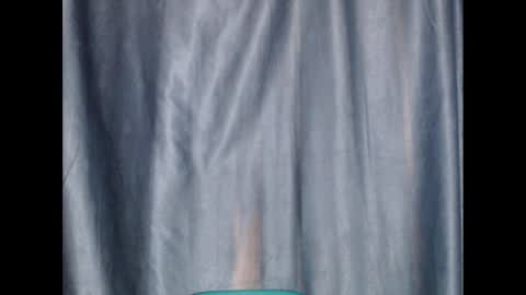 Snapshot of sexyxbunnyxx chatting on 12-10-24, 04:38 Blue online show from 12-10-24, 04:38