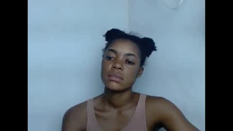 Snapshot of sexyxbunnyxx chatting on 02-03-25, 07:21 Blue online show from 02-03-25, 07:21